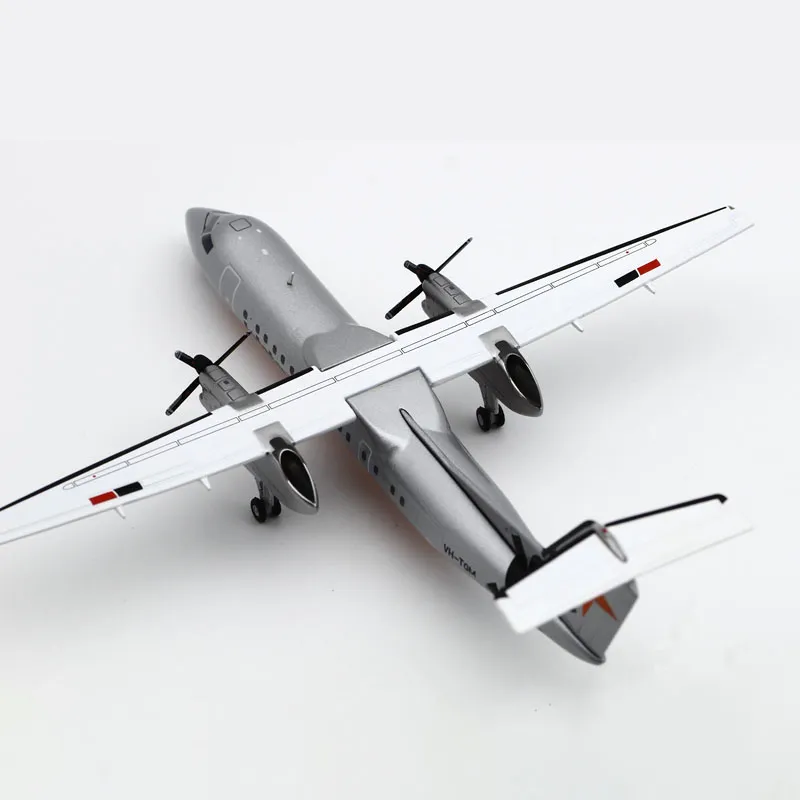JC Wings 1:200 Scale Jetstar Airlines Dash 8 Q300 VH-TQM Diecast