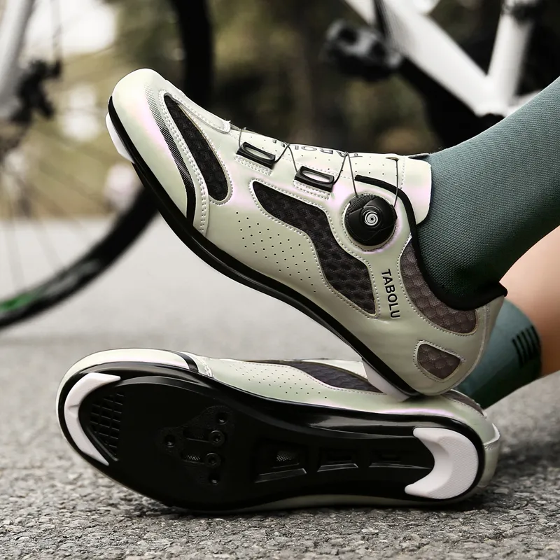 Chaussures De Cyclisme VTT/route – Autobloquantes – Taille Grande Jusqu'à 49 EU – Polyester – Neuf Avec Défauts Mineurs
