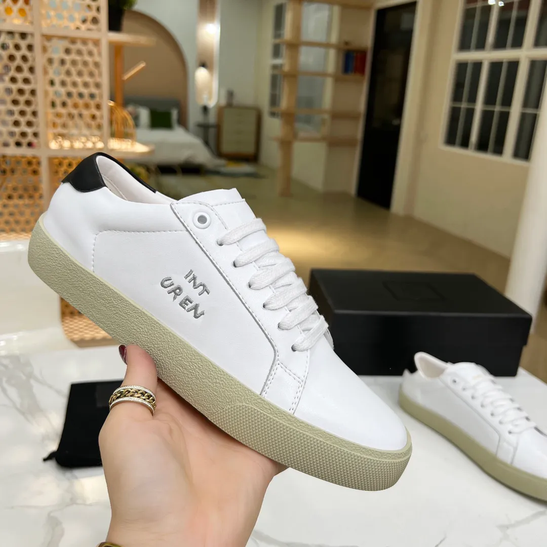 Gestickte Leinwand Leder Turnschuhe Luxus Manner Frauen lassige Schuhe Low Top Trainer Outwear Kleidschuh Schuh