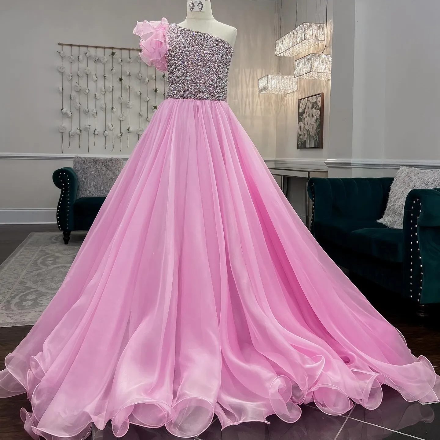 Light pink pageant dresses hotsell