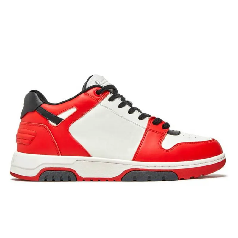 Sneakers in ufficio online