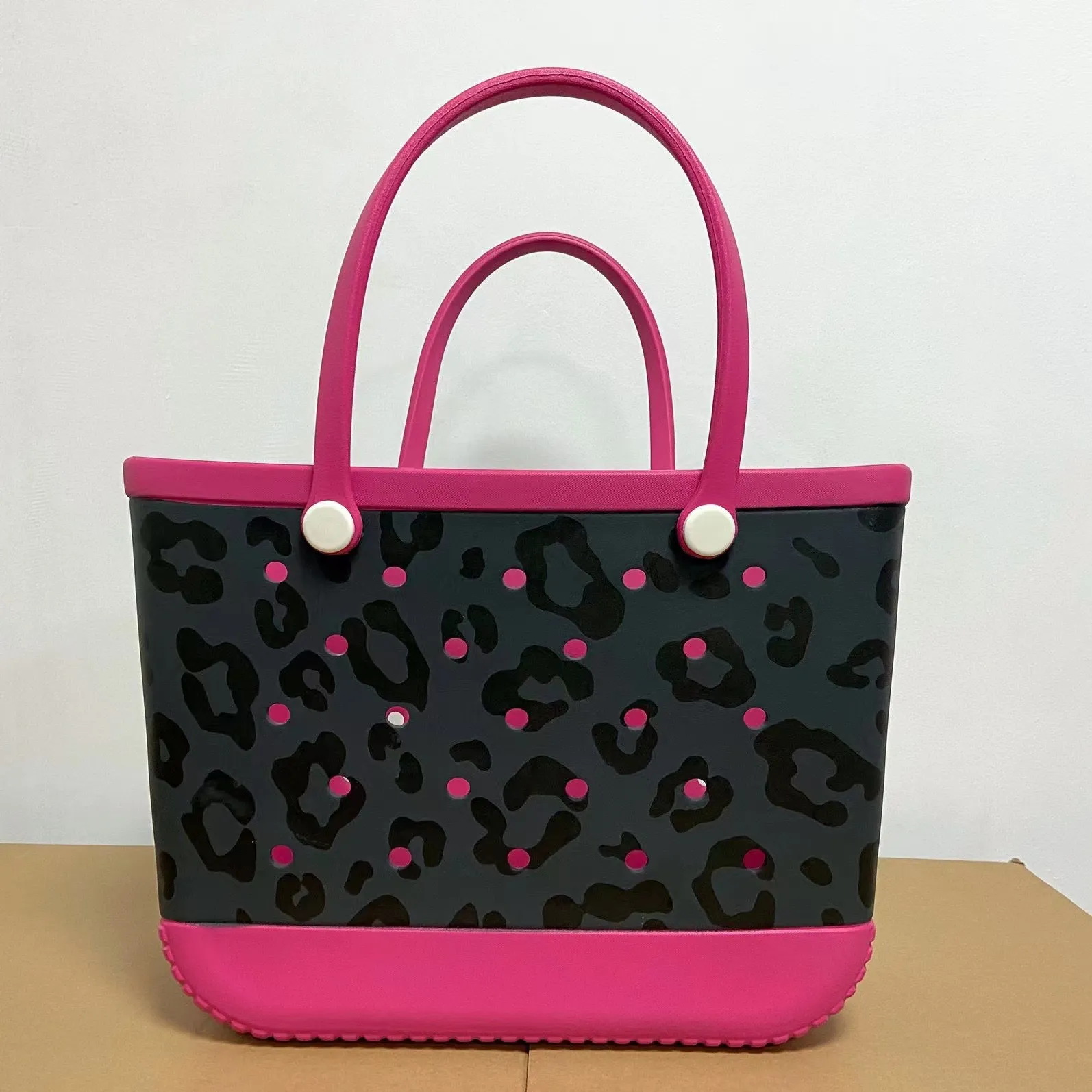 Designer Cow Leopard Print Silicone Neoprene Beach Bag For Women XXL Size Eva Plastic Rubber Perfect For Summer Beach Shopping And Top Quality From Dhshoptop0001 31.99 DHgate.Com