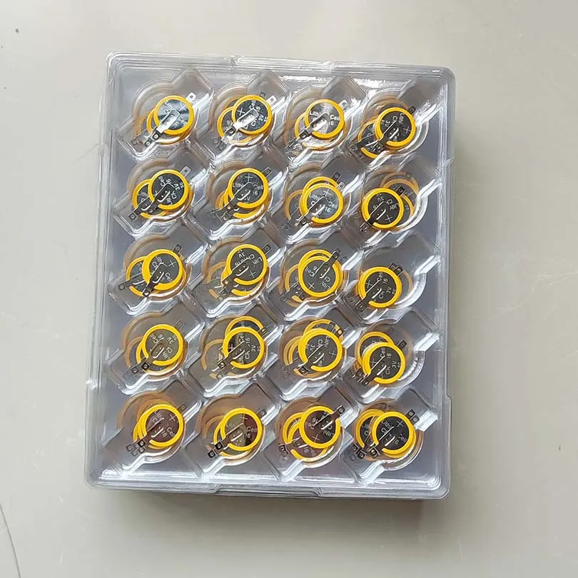 50 stc partij 3v tabbladen CR1616 Lithium -knopcelbatterij met pinnen voor spelspelers