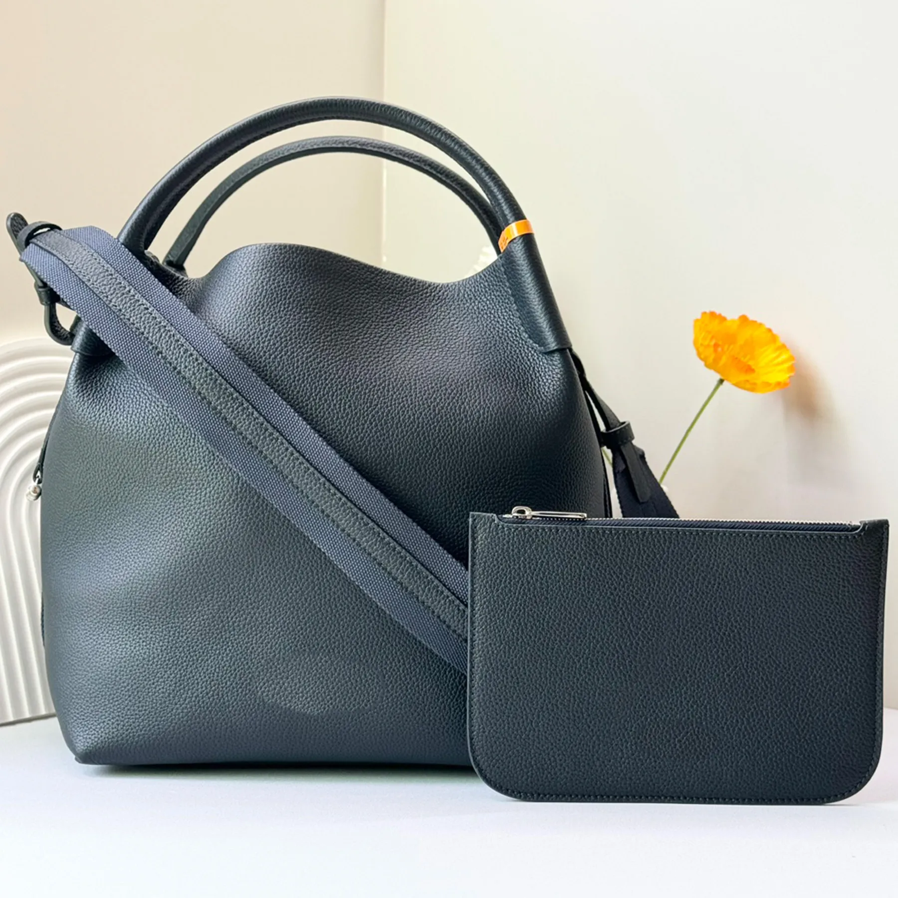 Designer Genuine Leather Crossbody Colette Bags With Removable Strap Top Quality 10A Large Bale Colette Bags For Casual Shopping And Womens Fashion From Catchmybag666 309.49 DHgate.Com
