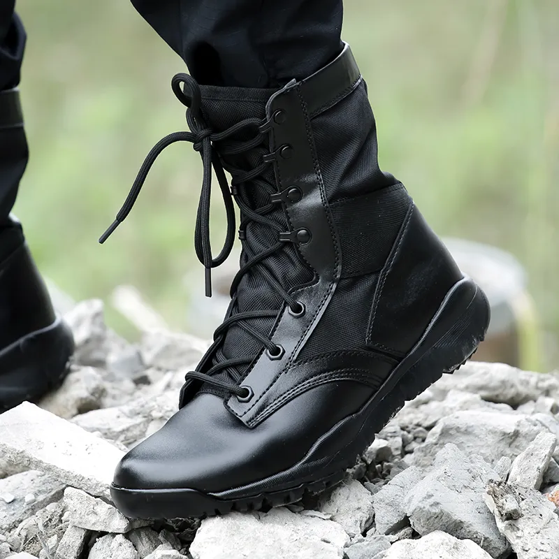 Bottes militaire noires respirantes pour homme