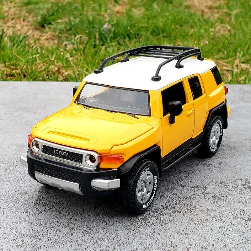 1/43 Toyota FJ Cruiser Sport Toy Car Model Diecast Metal