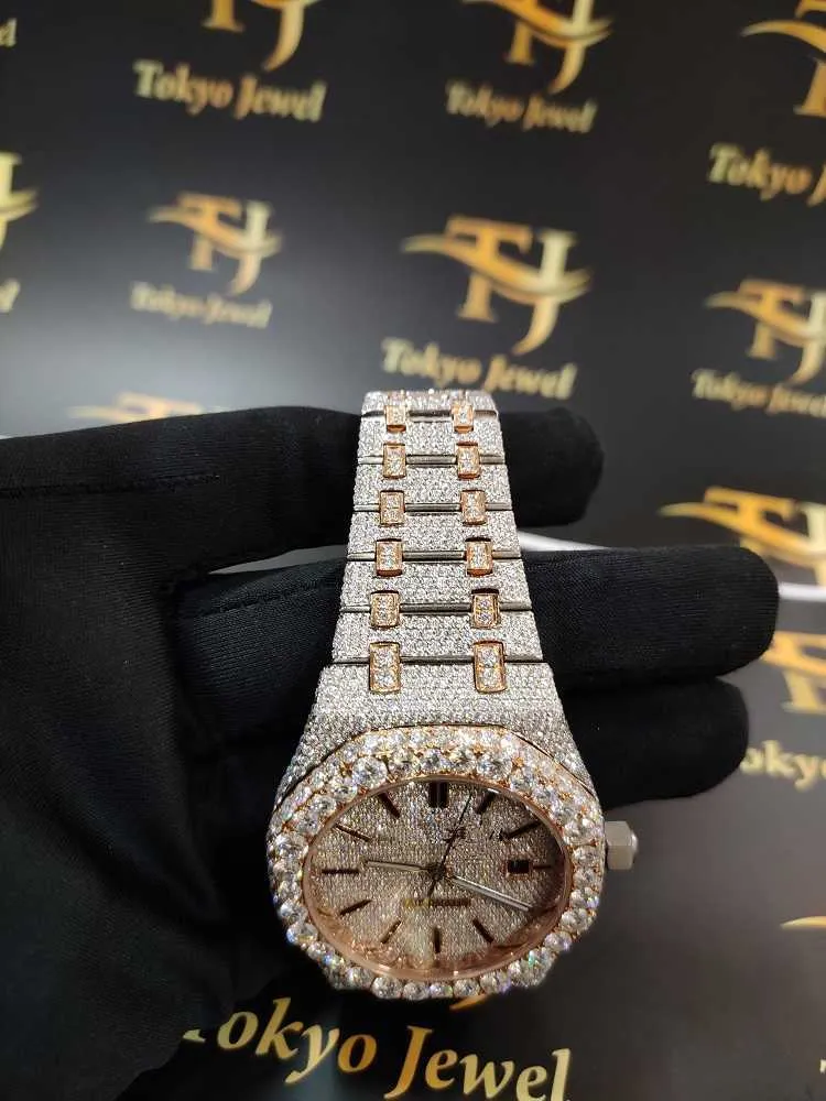Hip Hop Style Stainless Steel Watch With Brilliant Cut Man