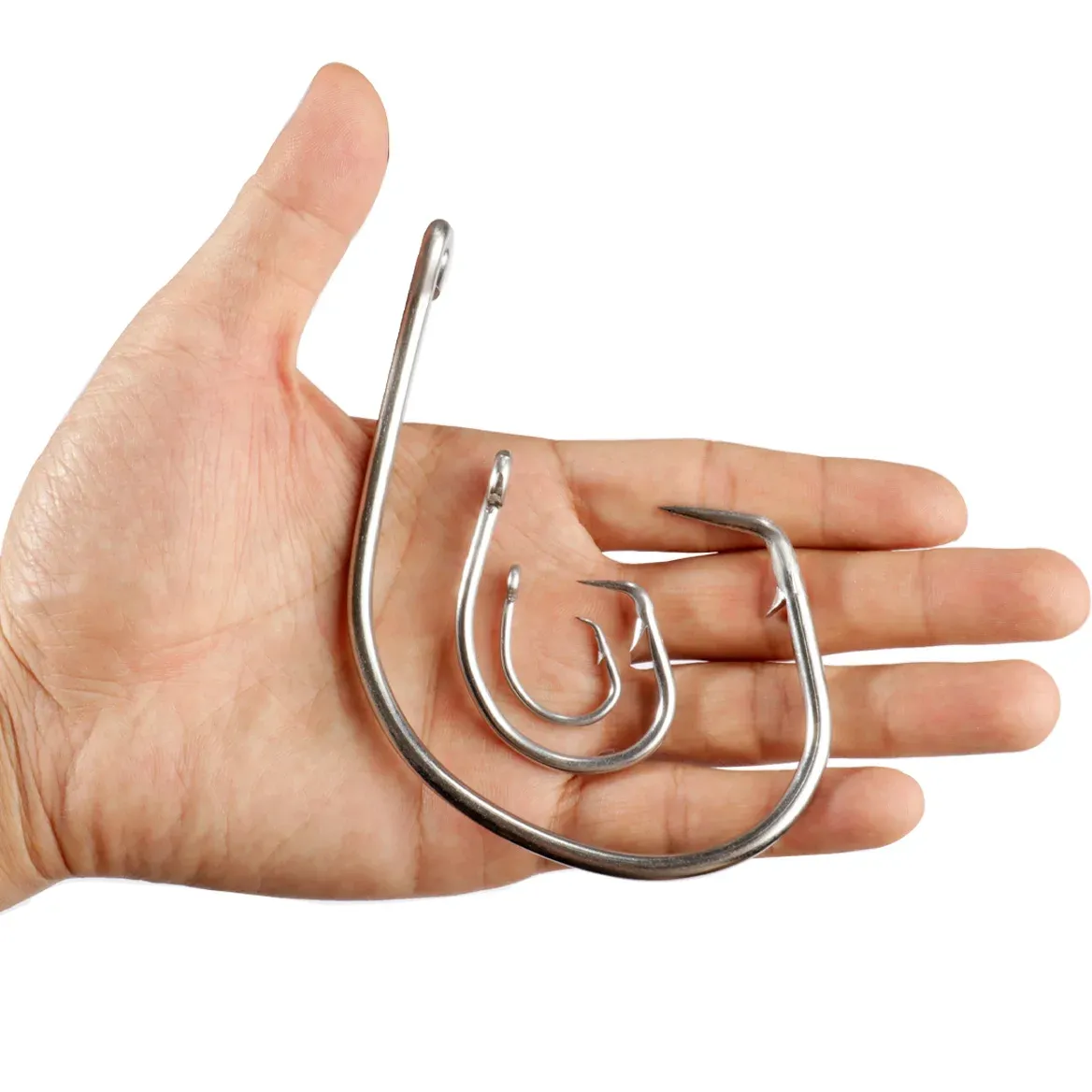 big shark fishing hooks Eagle Claw Lazer Sharp Inline Circle This functionally shaped fishhook results in more fish being hooked 18/0 Shark Circle hook Mustad