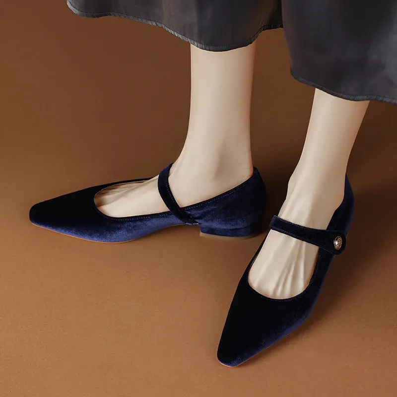 Velvet flat pumps online