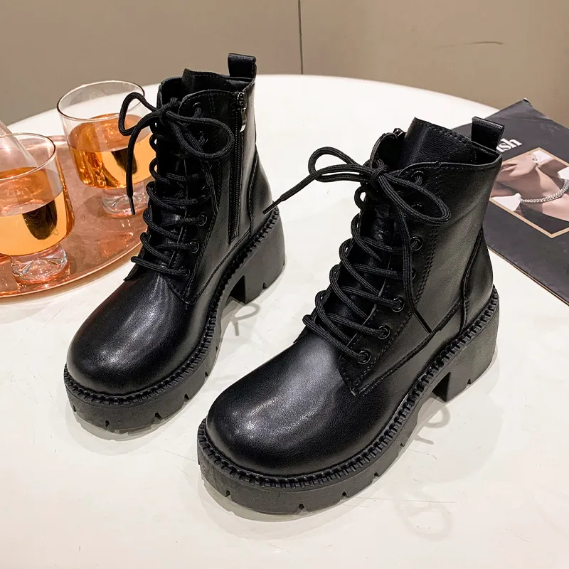 Round toe platform boots hotsell