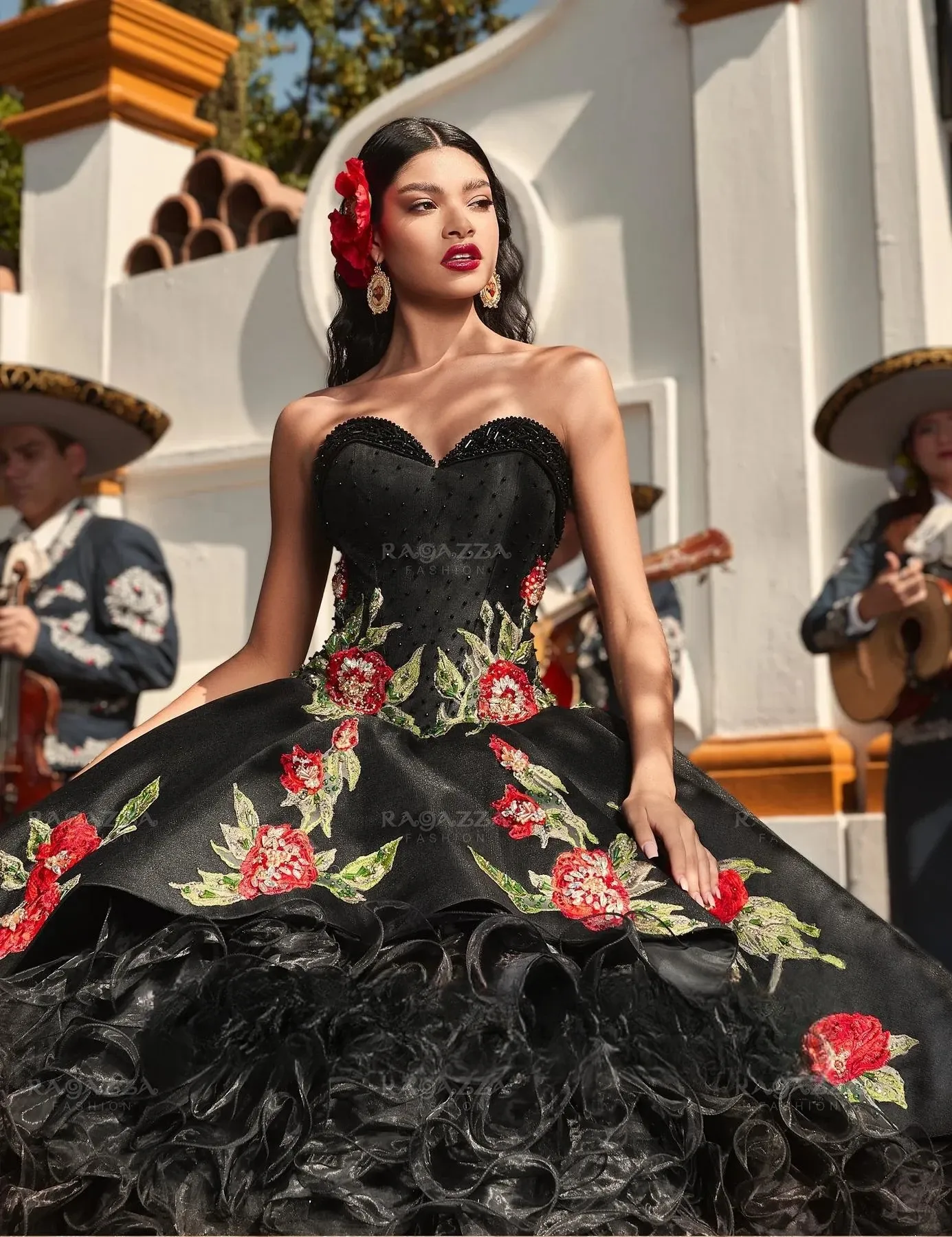 Chic Black Organza Ball Gown With Sweetheart Neckline Appliques Pearls And Puffy Skirt Perfect For Gothic Quinceanera And Mexican Sweet 16 Celebrations Size 15 From Ddmylovely 350.69 DHgate.Com