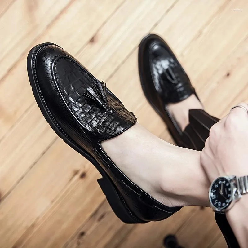 Oxford shiny shoes best sale