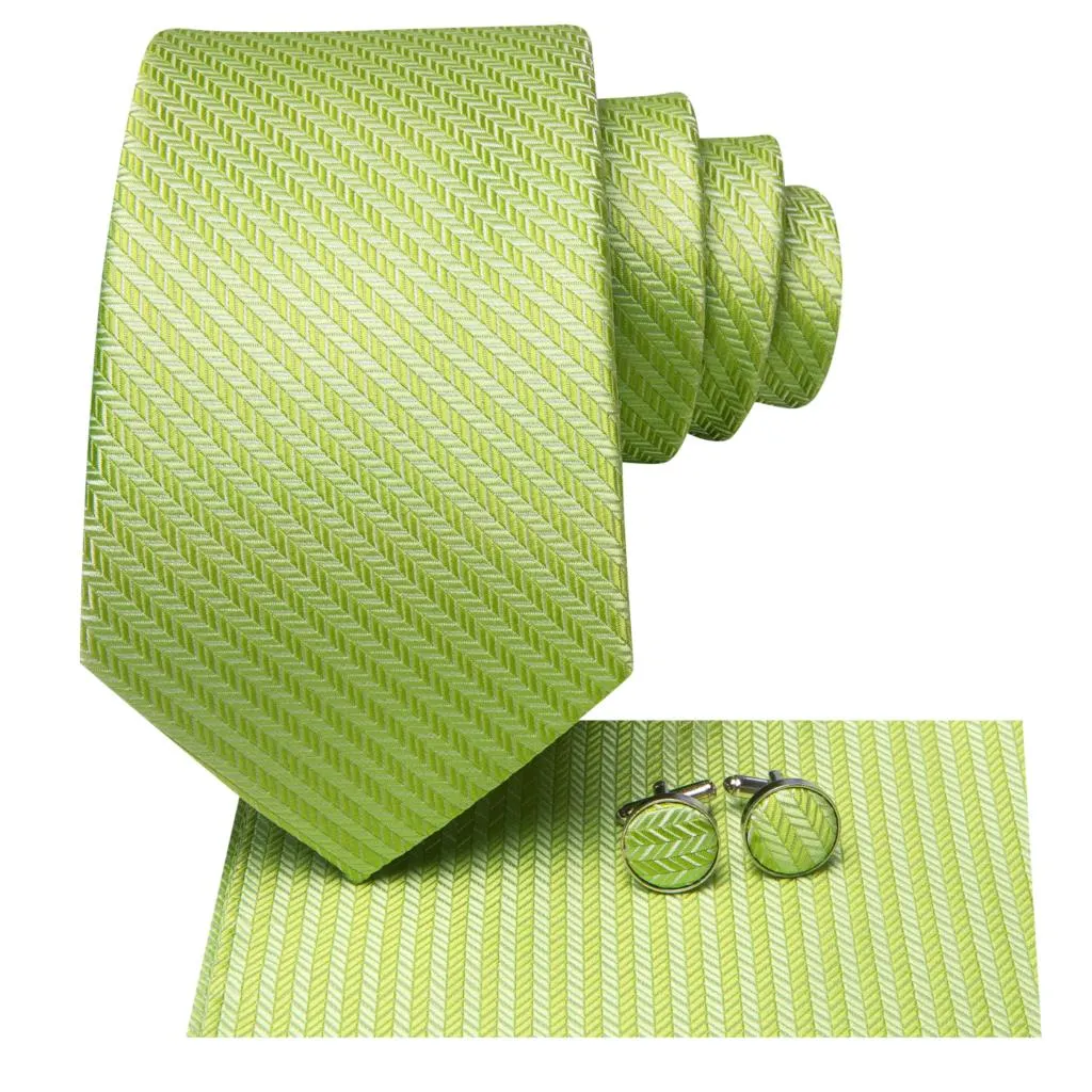 Cravate Homme en Velours. Volet un | Cravate homme, Cravate, Volet