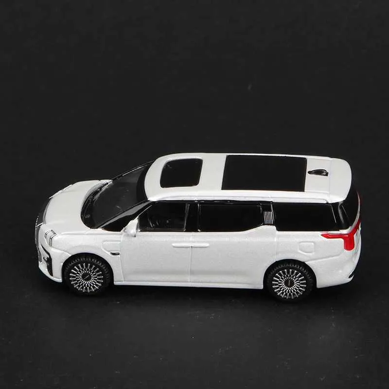 Bburago 1:64 Scale ZEEKR 009 MPV Die-Cast Alloy Car Model Collection Toy,  Red