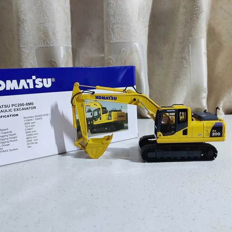 Komatsu PC200-8M0 Excavator: Scale Model Buying Guide