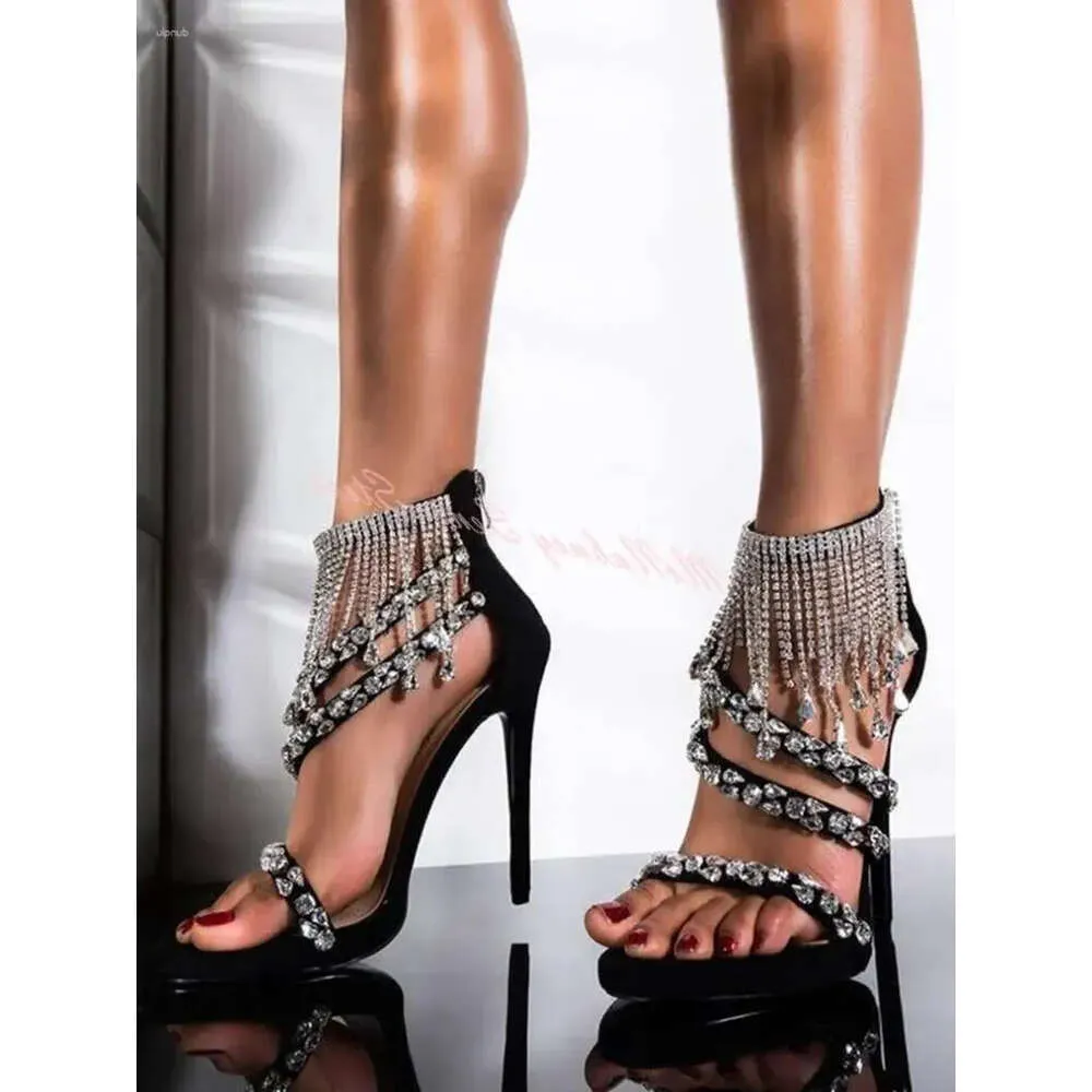Khadims high heels shop