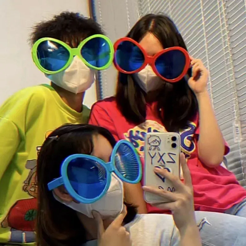 Huge sunglasses funny online