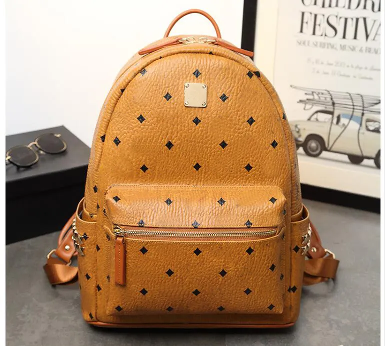 Diseñador Bookbag Mochila De Cuero Elegante, Diseño De Remaches De