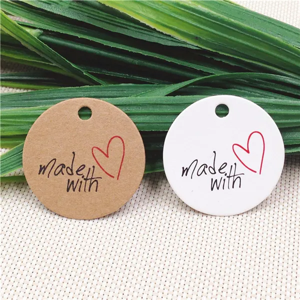 Round Thank You Heart & Love Hang Tags 3cm Craft Paper Card Round Thank You Heart & Love Hang Tags 3cm Craft Paper Card