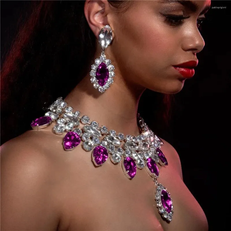 Collares colgantes de moda con cristales ahuecados y grandes en forma de lágrima para mujer, collar con borlas de diamantes de imitación para bodas y fiestas, joyería_voghion.com