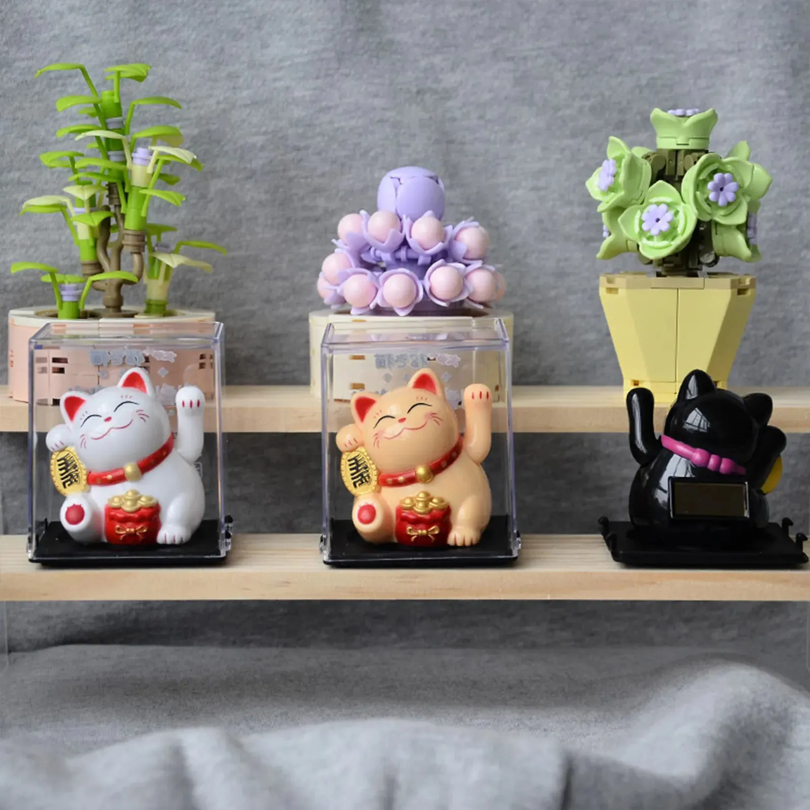 Solar Lucky Cat Dleadar Gold Solar Powered Waving Hand Fortune Cat Lucky Cat For Home Office Car Decor New Year Figurines Feng Shui Ornament 2 Inch Home Decor Dashboard Cats