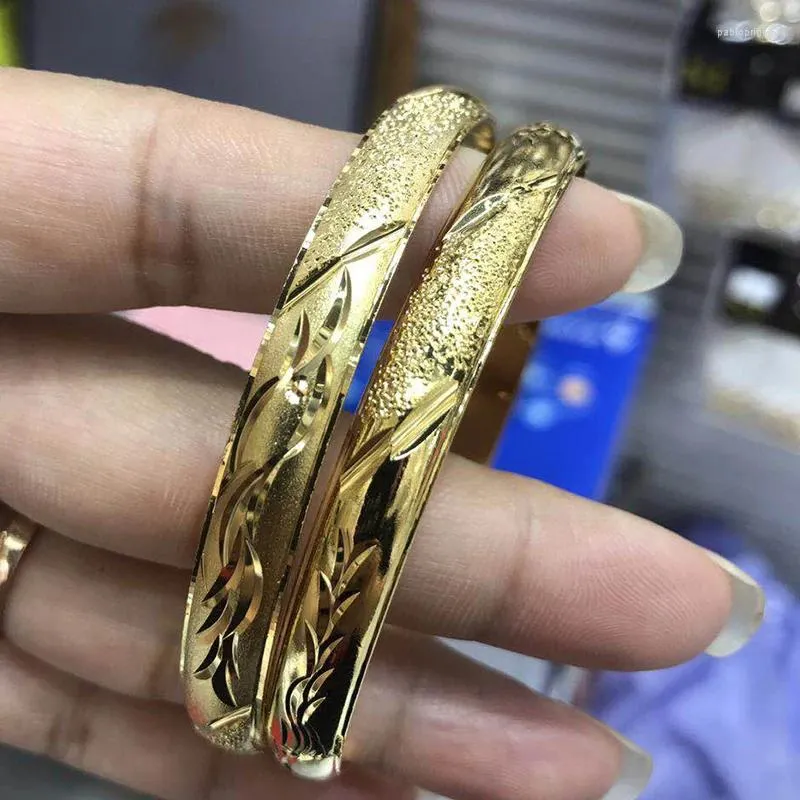 Braccialetto 8 MILLIMETRI 6 Pz/lotto Braccialetti D'oro Dubai Bracciale In Rame Africano e Braccialetti Gioielli Indiani Con Fascino Medio Oriente Per Le Donne_voghion.com