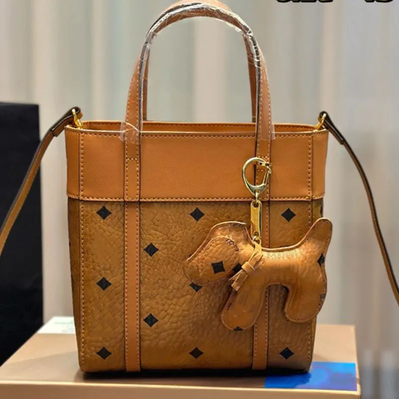 Real Leather Mcmm Bag Crossbody New Grocery Basket Luxury Designer The Tote Bag Printing Fashion Tonl Handbags Coated Canvas Coin Purse Shoulder Bag