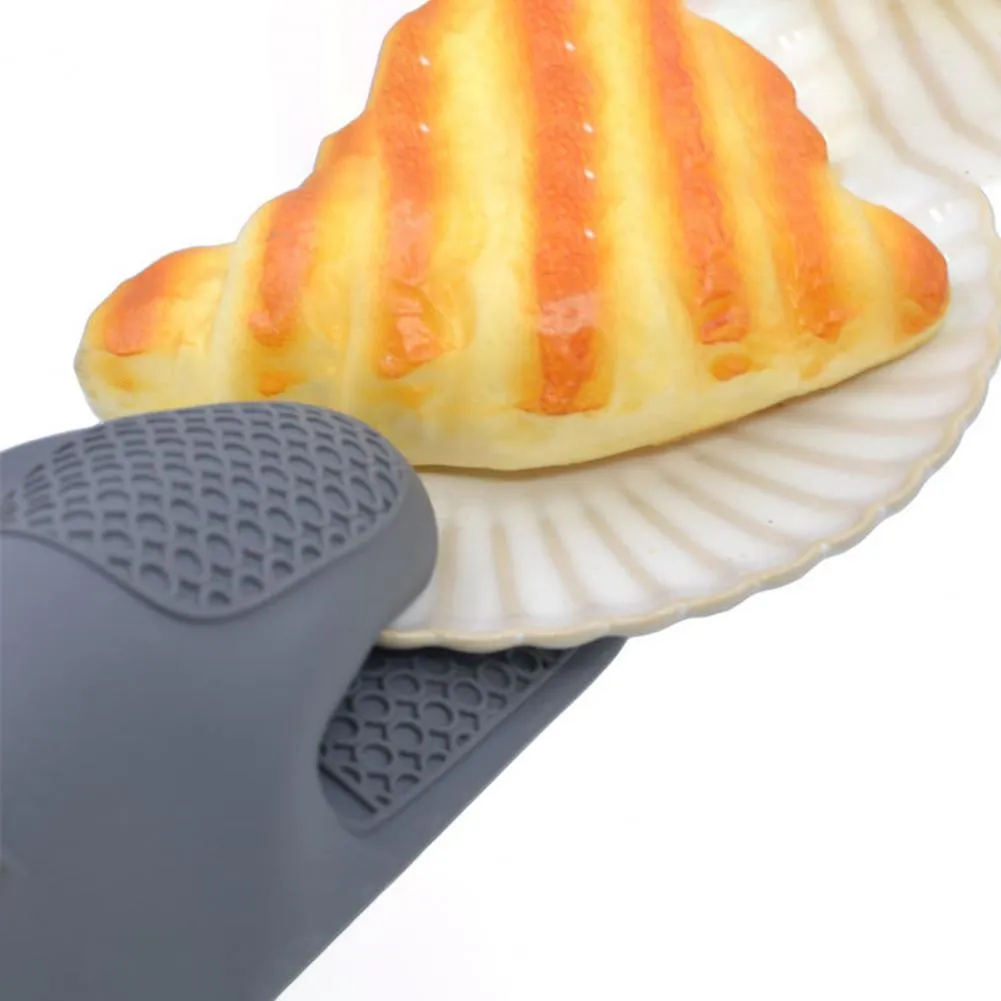 Silicone Cooking Pinch Grips Oven Mitts – Heat Resistant Up To 428°F, Textured Non-Slip Grips, Hook For Hanging, 1 Pair (Red) – Kitchen Heat Gloves For Pots, Pans, And Air Fryer