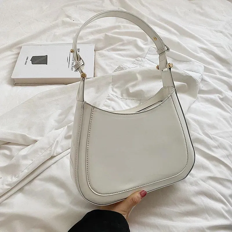 2024 Womens Patent Leather Evening White Shoulder Bags Sale Casual Crossbody In Solid Color From Zhixiann 20.2 DHgate.Com