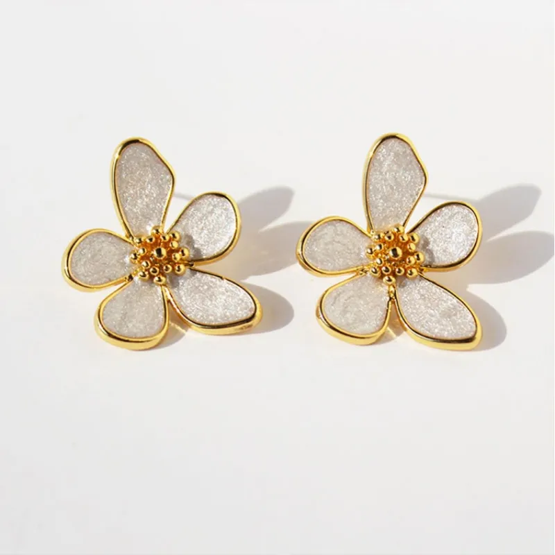 elegant-flower-stud-earrings-s925-silver-pins-delicate-floral-ear