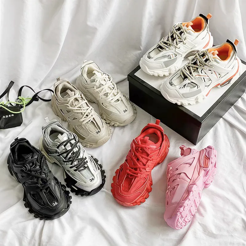 Designer casual shoes 3.0 trackes Platform Sneakers Luxury Trainers White Black Sneakers retro track Leather Trainer Nylon Printed Platform shoes