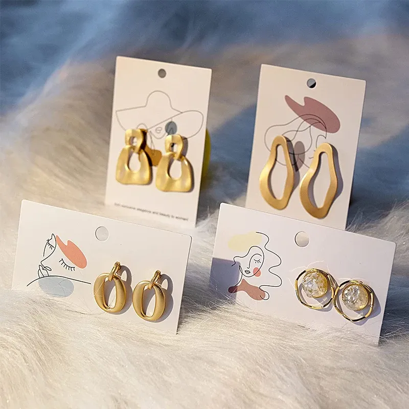 Wholesale jewelry display supplies 2025