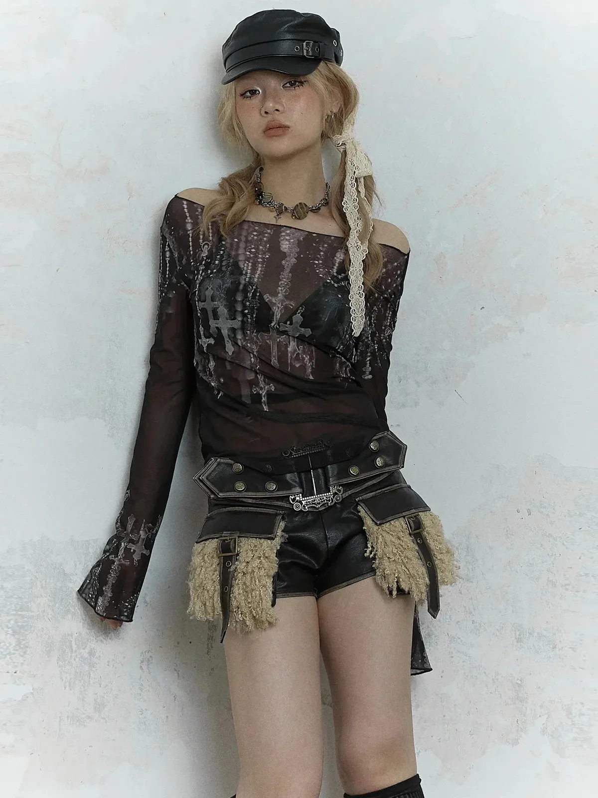 トップス - 00s archive design damage top DHgate.com:Dark Grunge Gothic Mesh Top | Off-Shoulder