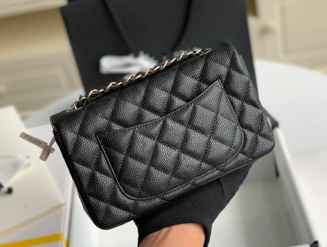 Quilted designer bag outlet