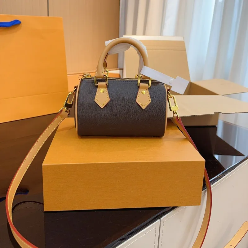 Top Designer Mini Shoulder Bag Women Leather Denim Crossbody Luxury Brand Embossed Tote Purse Brown Flower Handbag 16CM