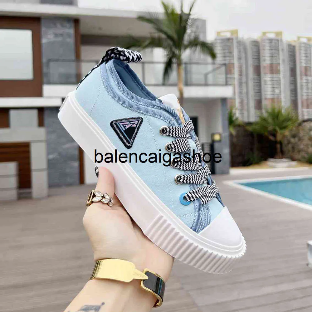 Comfortable pretty shoes deals