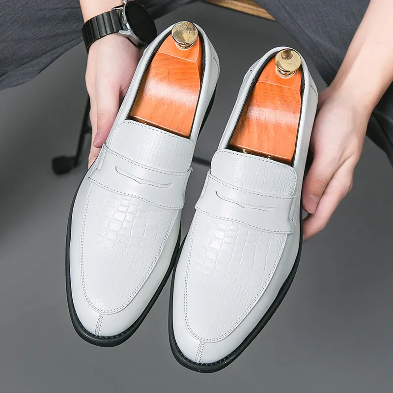 New Men s Pointed White Penny Loafter Patent Leather Casual Shoes Luxury Designer Male Formal Wedding Dress Homecoming Footwear