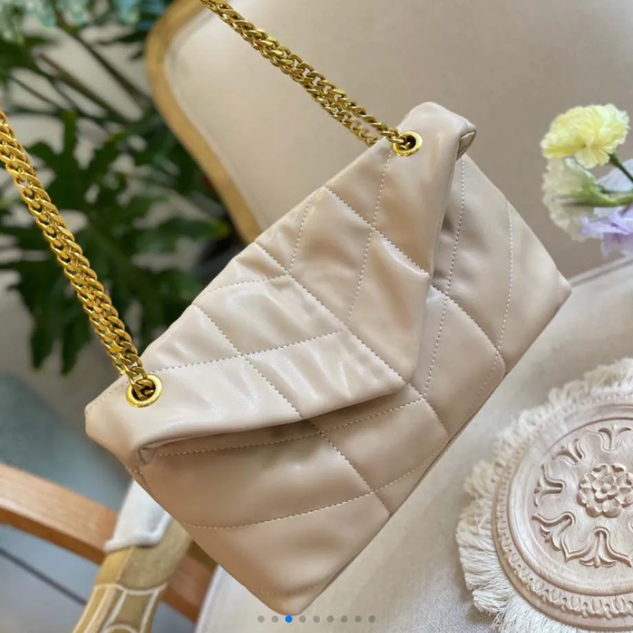 Hottest crossbody bags 2019 discount
