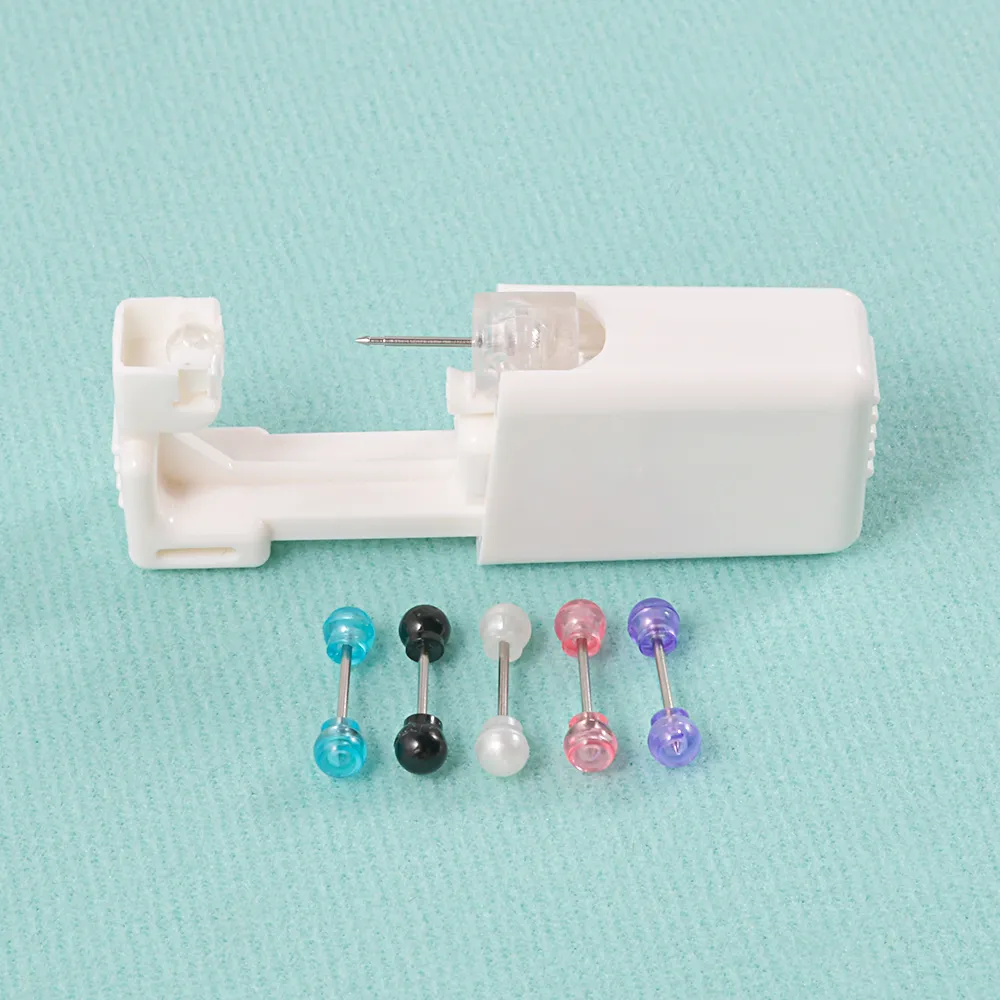 Self Ear Piercing Kit – 4 Disposable Guns With 3mm Stainless Steel Studs (Silver, Black, Gold)