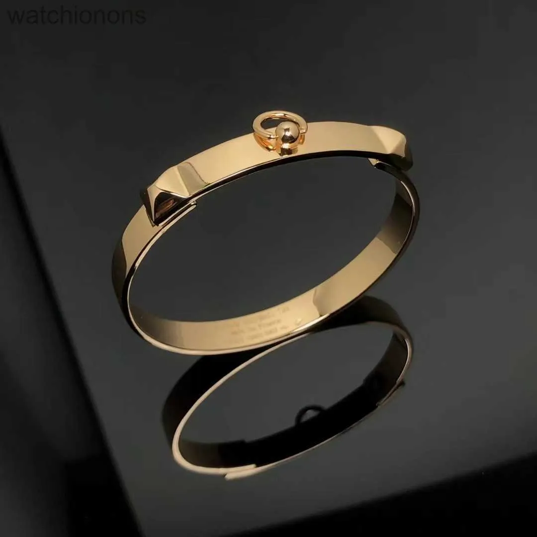Pagoda mens bracelet sales