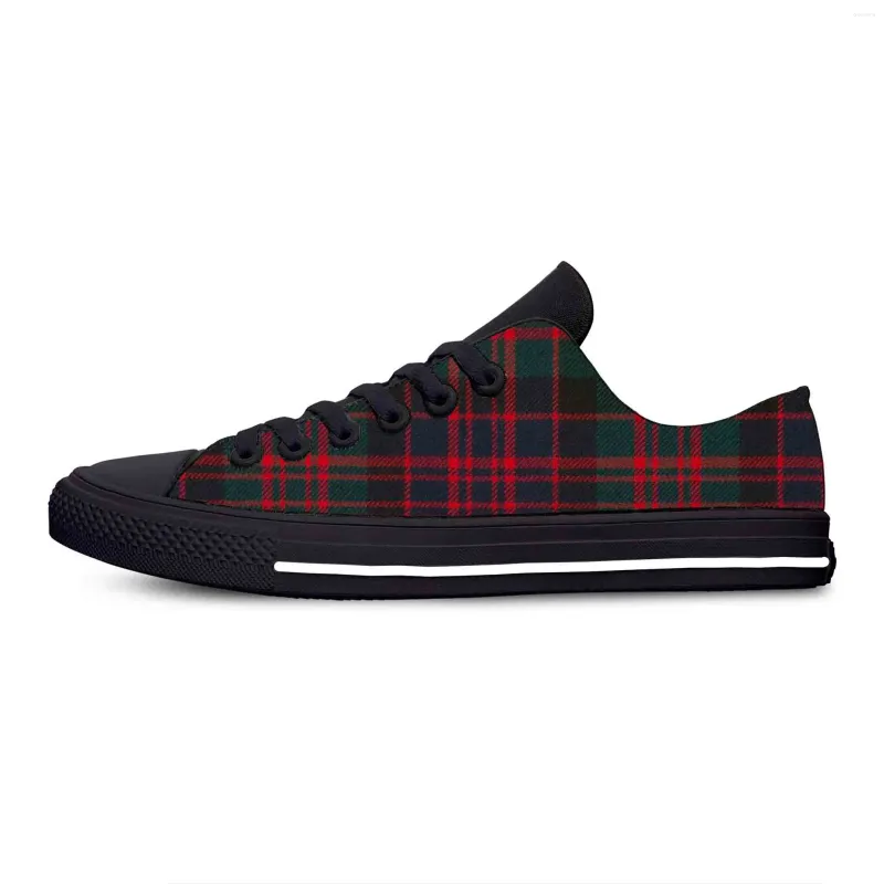 Scottish Plaid Sneakers: Classic Low-Top Canvas Shoes for Men and