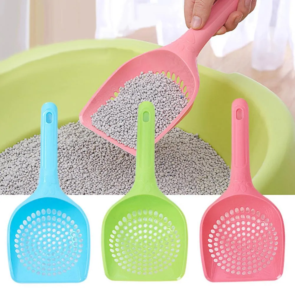 Cat litter scoop with small holes outlet