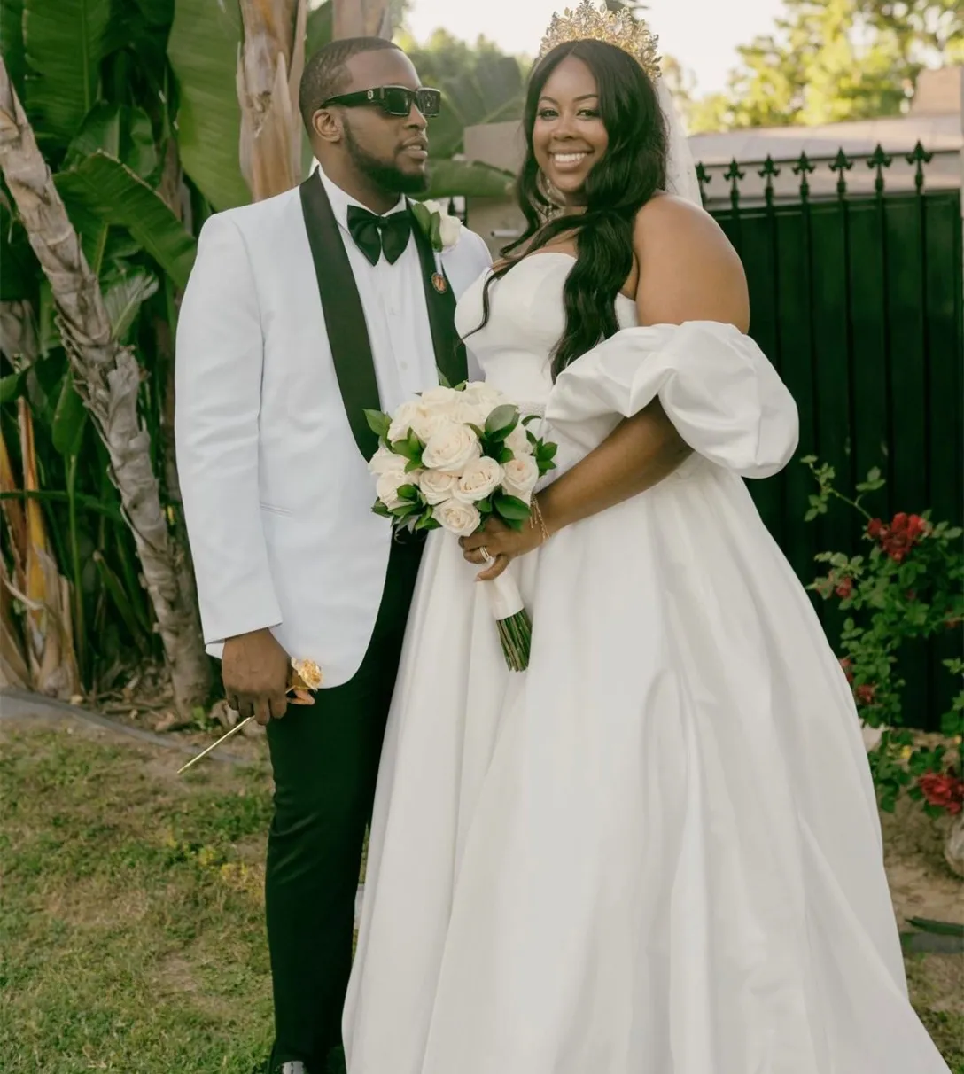Plus size wedding dress with pockets hot sale