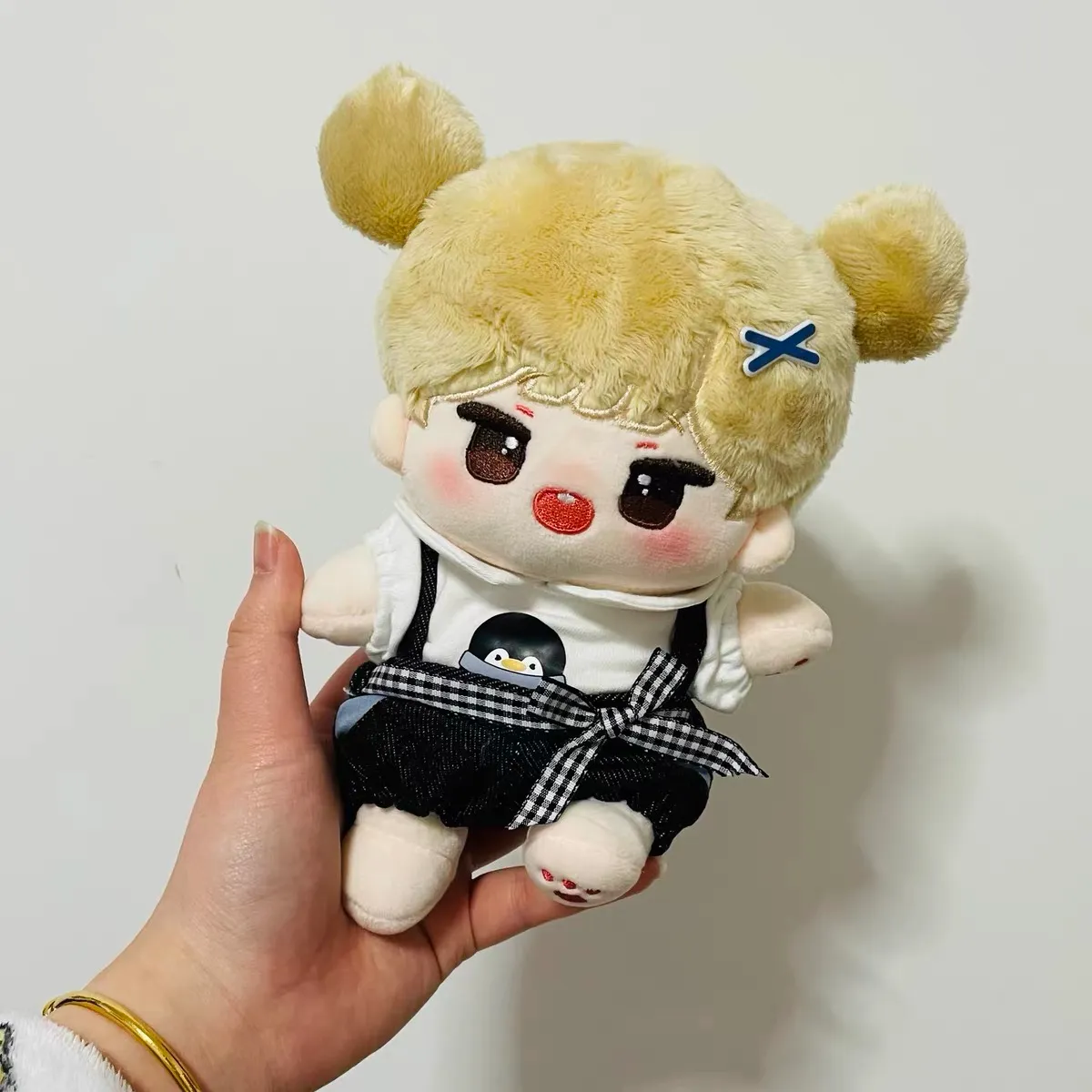 DHgate.com:Ultra-Soft 49 Colors Minky Cuddle Velboa Fabric
