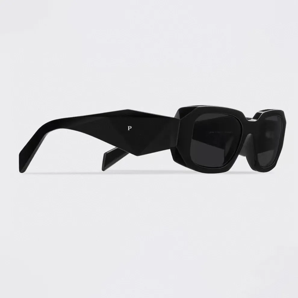 Italian sunglasses wholesale outlet