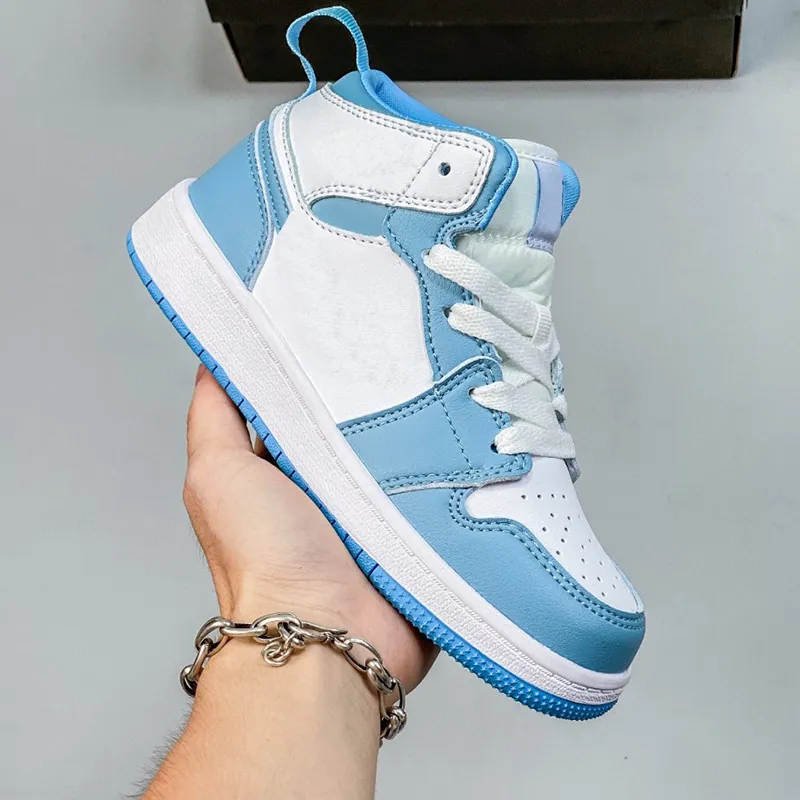 Baby basketball shoes top