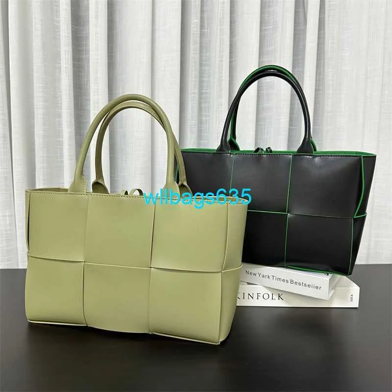◆PAULS BOUTIQUE◆ ARCO TAUPE 5008471456 DHgate.com:Woven Leather Tote Bag | Soft Handbag with Large