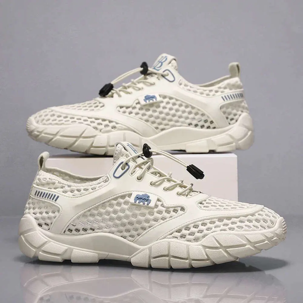 Tennis shoe deals hotsell