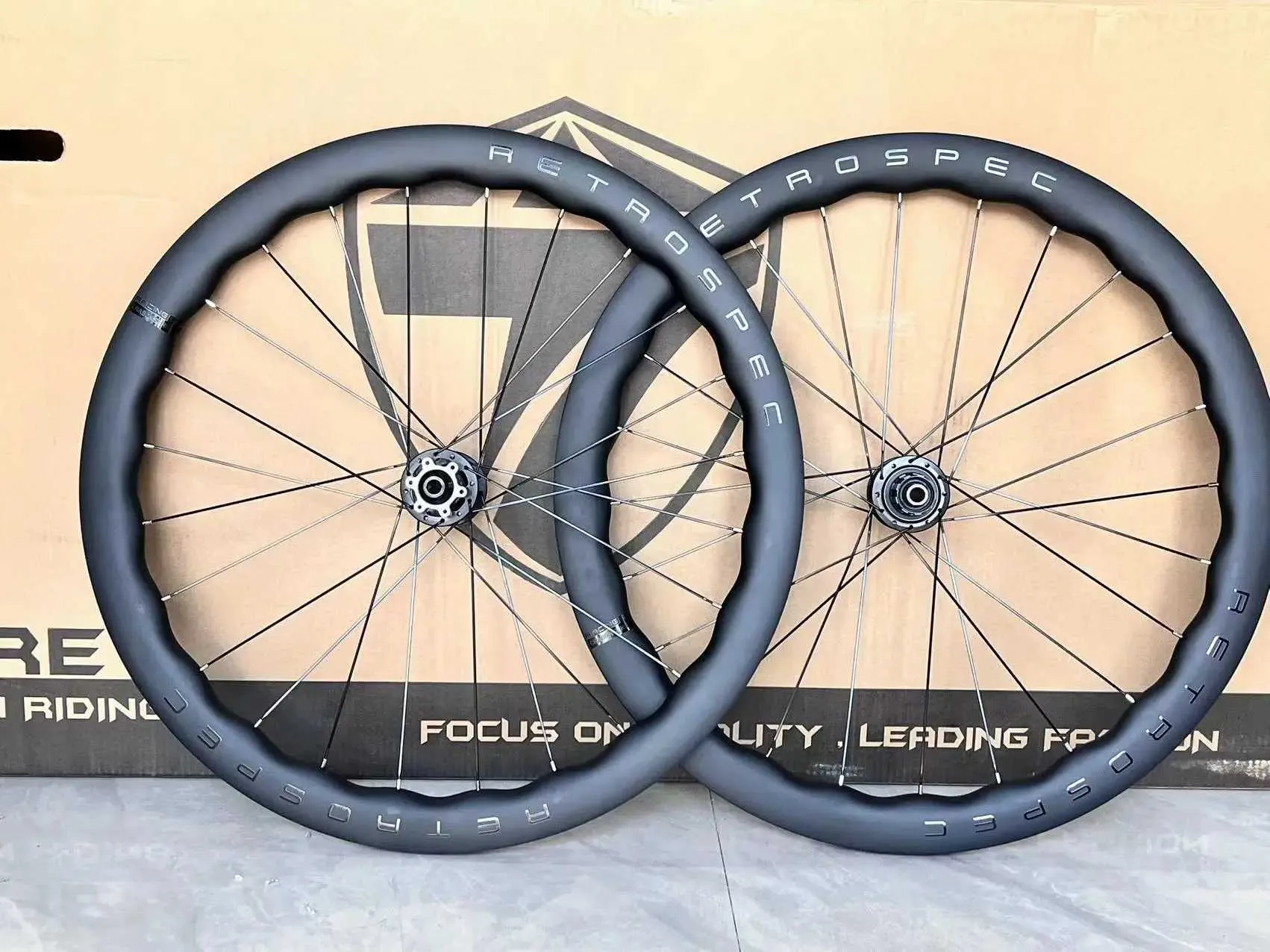 Bike Wheels Road Bike Carbon Fibre Wheel Set Wavy RETROSPEC Disc Brake ...