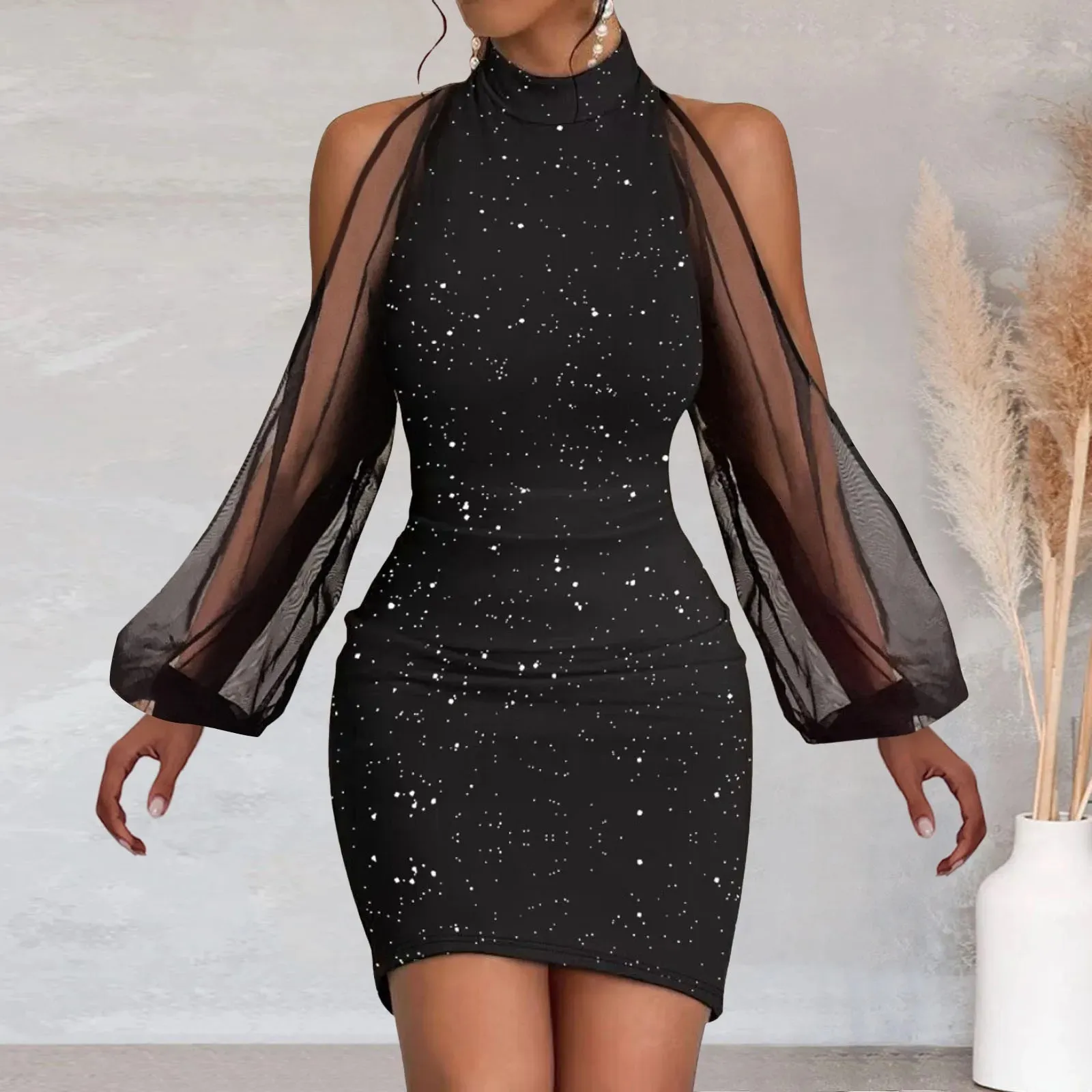 open lace back dress Golden Fashion Party Wear Bodyfit Dress – AUMBE
